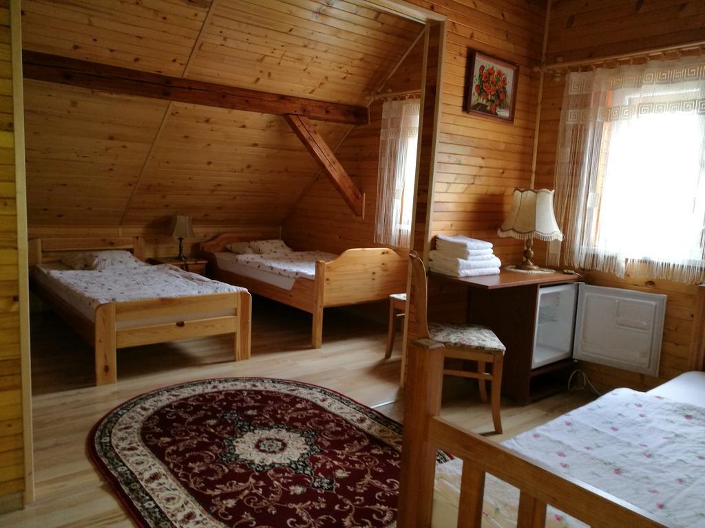 Gosciniec Grek Zorba - Pokoje I Domki 4 Osobowe - 16Km Od Zator Energylandia Inwałd Exterior foto