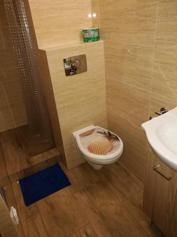 Gosciniec Grek Zorba - Pokoje I Domki 4 Osobowe - 16Km Od Zator Energylandia Inwałd Exterior foto