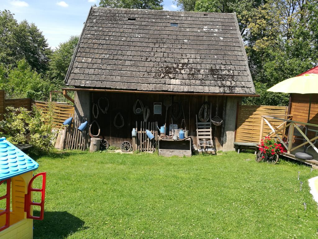 Gosciniec Grek Zorba - Pokoje I Domki 4 Osobowe - 16Km Od Zator Energylandia Inwałd Exterior foto